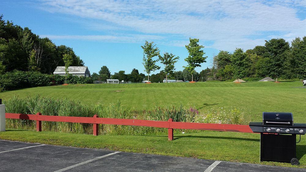 Pleasant Night Inn- Carthage Ny Dış mekan fotoğraf