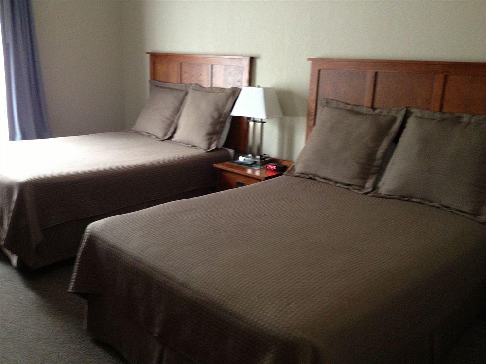 Pleasant Night Inn- Carthage Ny Dış mekan fotoğraf