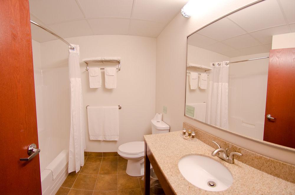 Pleasant Night Inn- Carthage Ny Dış mekan fotoğraf