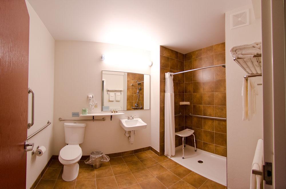 Pleasant Night Inn- Carthage Ny Dış mekan fotoğraf